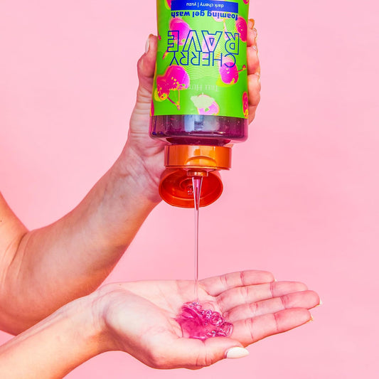 Tree Hut Cherry Rave Foaming Gel Body Wash, 18 fl oz
